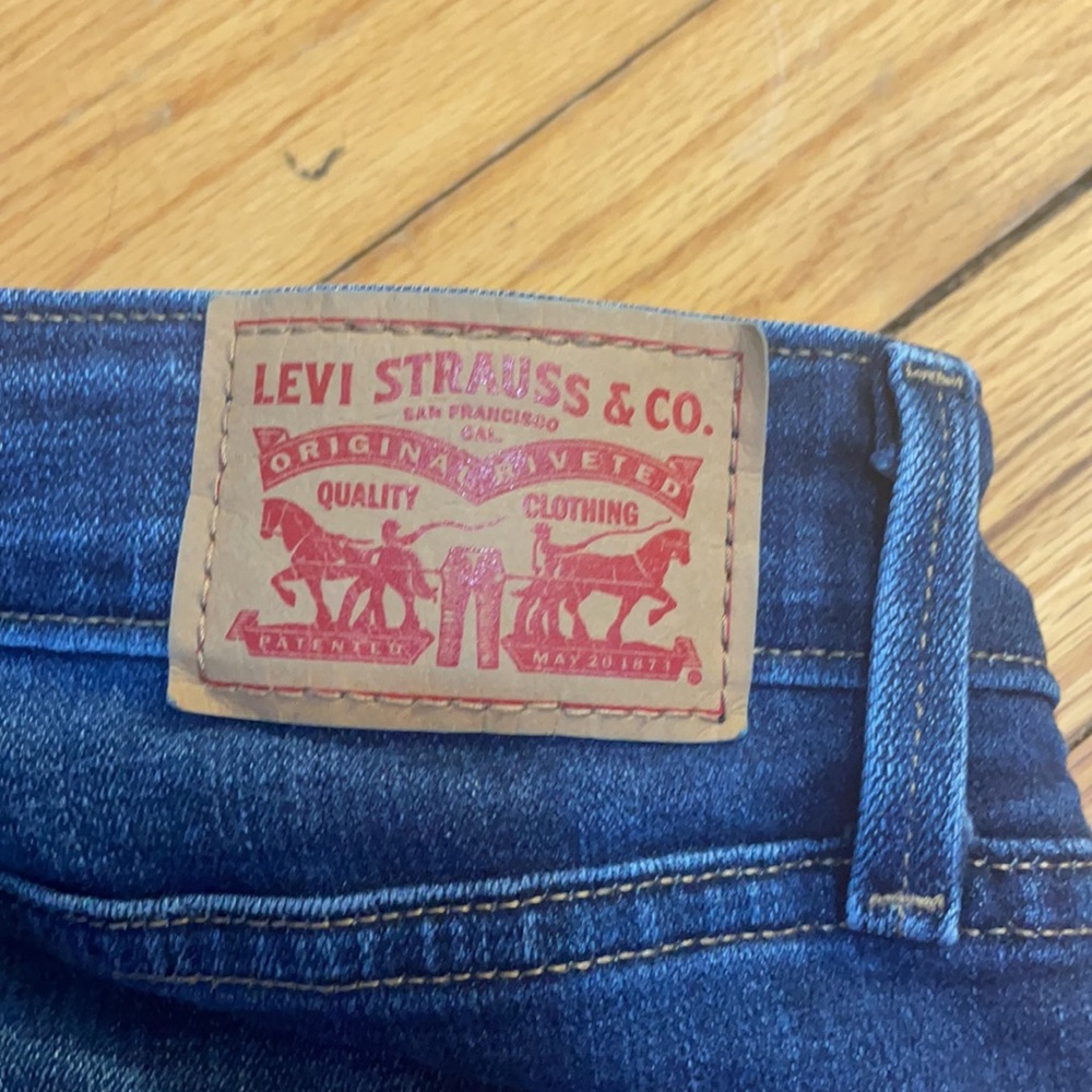Levi Mid Rise Jeans - Picture 2 of 3